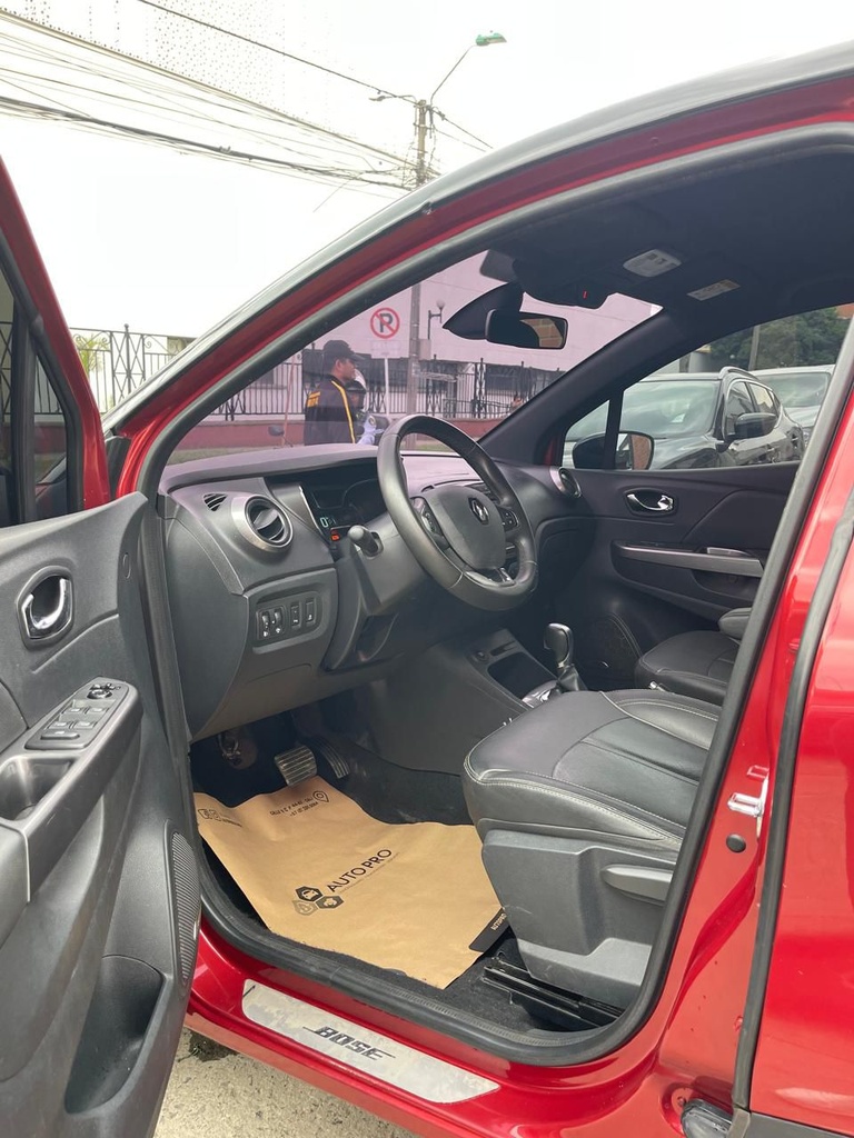 RENAULT CAPTUR INTENS BOSE 2.000CC 2021 AUT