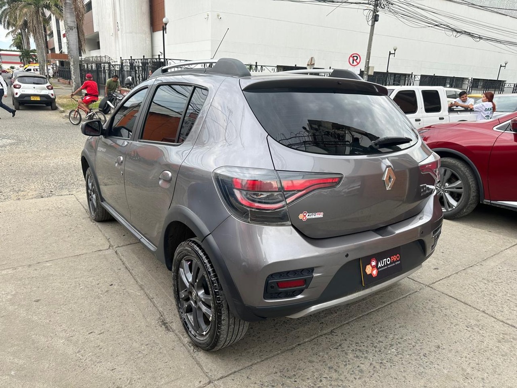 RENAULT STEPWAY ZEN+16V FL 2023 MEC