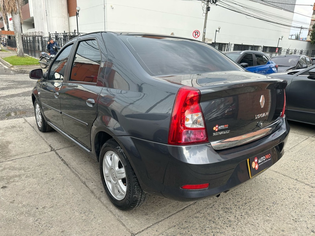 RENAULT LOGAN DYNAMIQUE 1.600CC 8V 2014 MEC