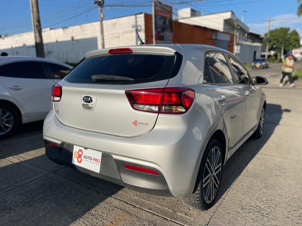 KIA RIO VIBRANT HB FL 2022 MEC