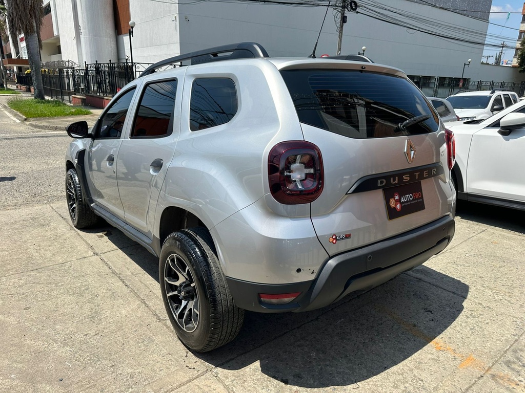 RENAULT DUSTER ZEN FL 2022 MEC