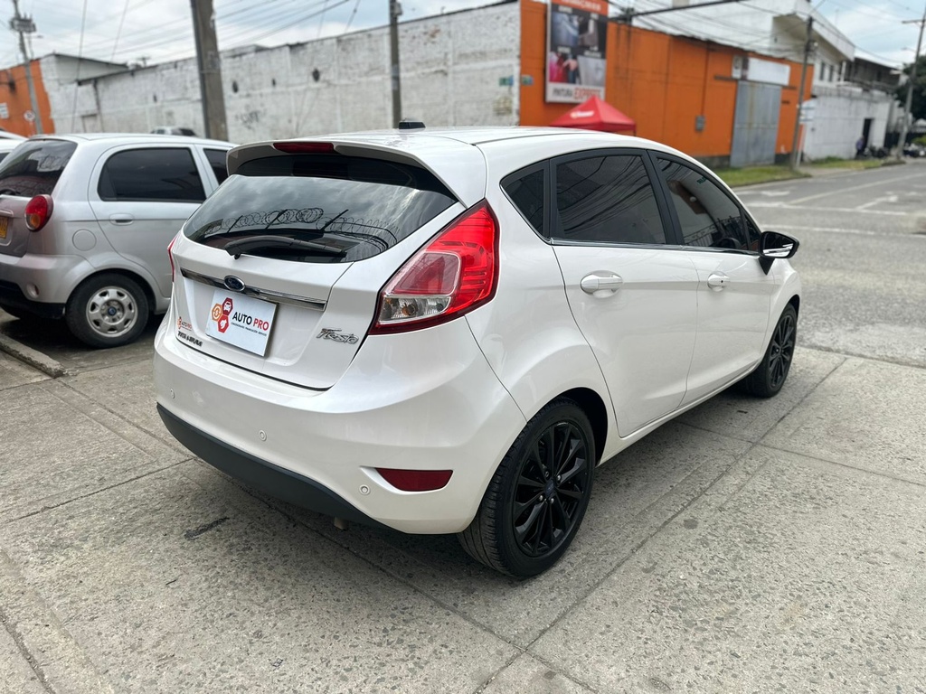 FORD FIESTA HB TITANIUM 2017 MEC