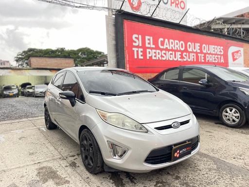[MFW239] FORD FIESTA HB 2013 MEC