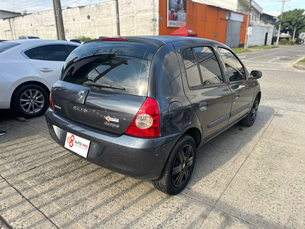 RENAULT CLIO CAMPUS 1.200CC AA DA 2014 MEC