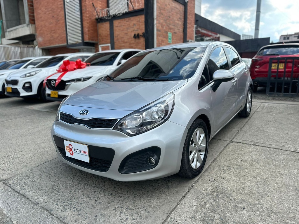 KIA RIO HATCH BACK 1.250CC 2AB EE 2015 MEC