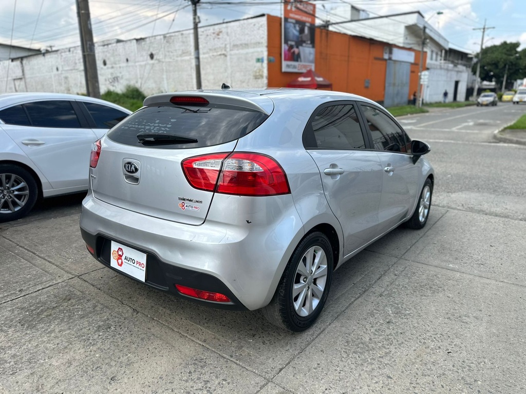 KIA RIO HATCH BACK 1.250CC 2AB EE 2015 MEC