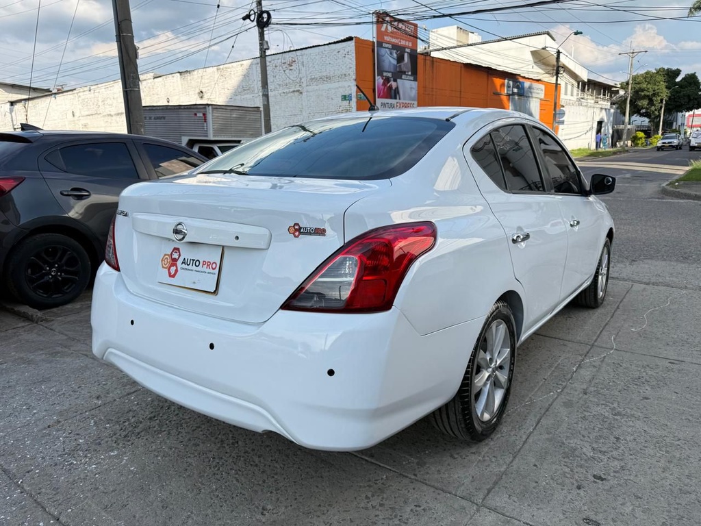 NISSAN VERSA ADVANCE 1FL 2015 MEC