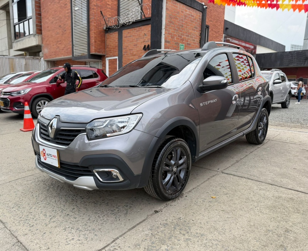 RENAULT STEPWAY ZEN+16V FL 2025 MEC
