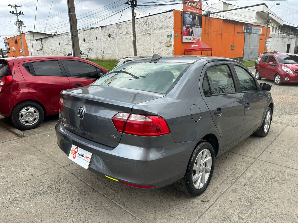 VOLKSWAGEN VOYAGE COMFORTLINE 2022 AUT