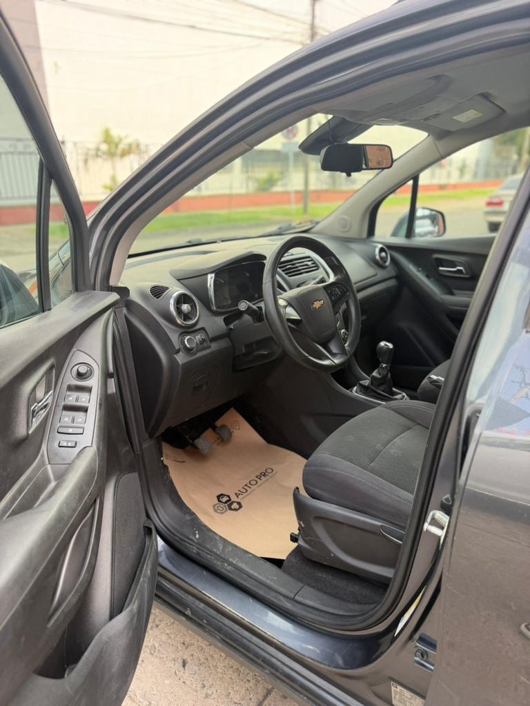 CHEVROLET TRACKER LS 2015 MEC