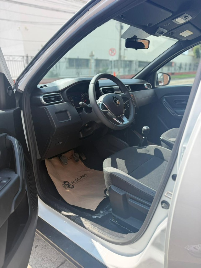 RENAULT DUSTER ZEN FL 2025 MEC