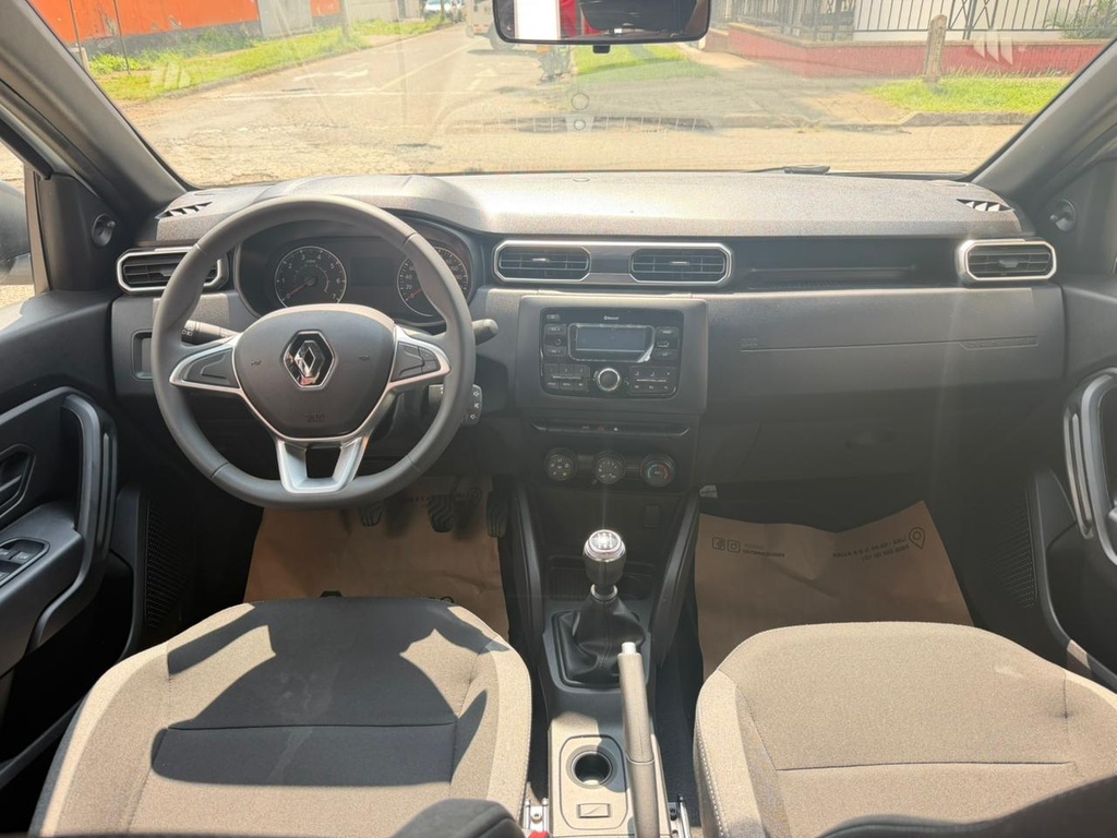 RENAULT DUSTER ZEN FL 2025 MEC