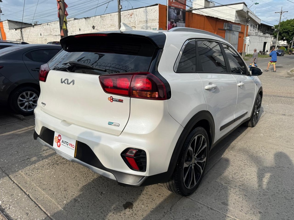 KIA NIRO EMOTION 1.600CC HYBRID 2023 AUT